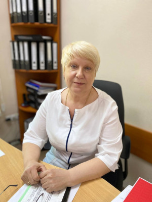 заведующий эндокринологическим отделением  - врач-эндокринолог Горощеня Оксана Ивановна